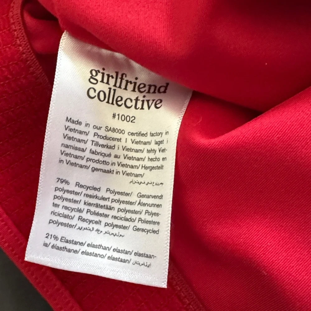 Girlfriend Collective set 2 bras Red and Gray size medium